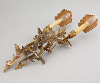 APPLIQUER, för ett ljus, ett par, mässing, Louis XV-stil 1900-tal.