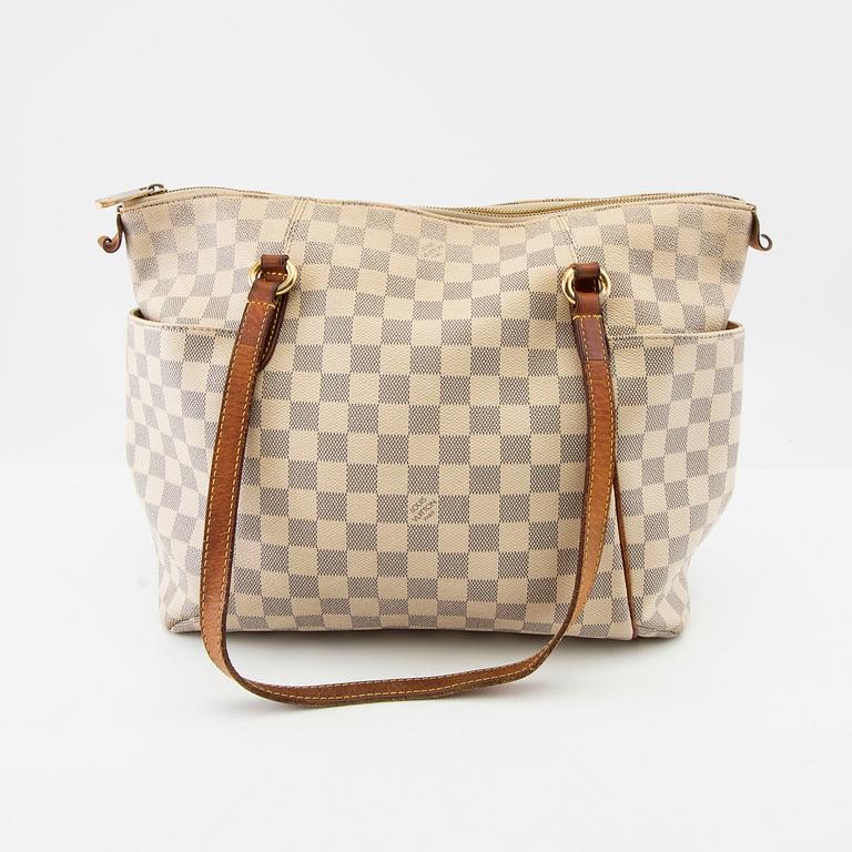 Louis Vuitton, väska "Totally MM" Frankrike 2010.