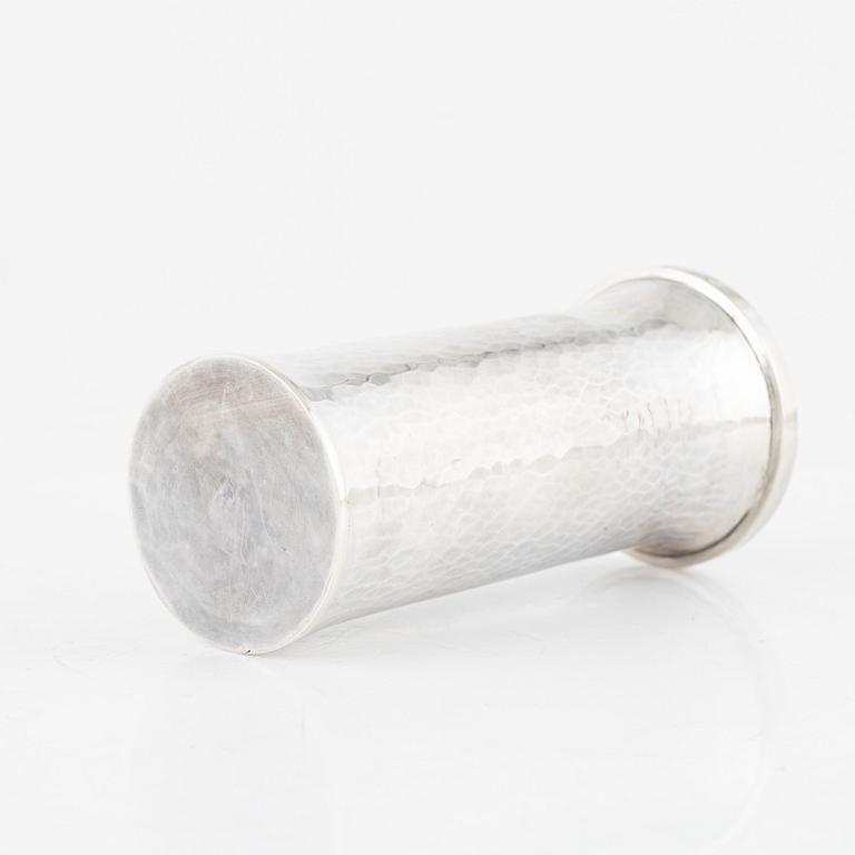 Rolf Karlsson, vas, sterlingsilver, stämpelsignerad, Stockholm 1979.