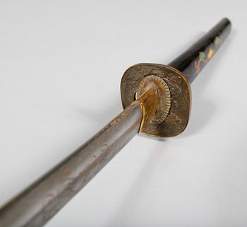 KATANA, orientalisk, 1900-talets andra hälft. TEXTÄNDRING: Orientalisk, 1900-talets andra hälft.