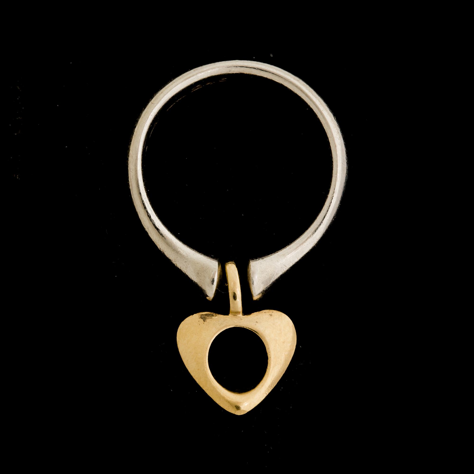 RING, sterlingsilver samt 18 k guld, Georg Jensen. Vikt ca 5 g.