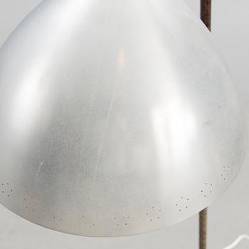 Lisa Johansson-Pape, GOLVLAMPA, model 2062, Stockmann Orno, 1900-talets mitt.