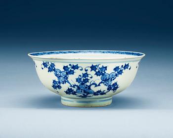 1598. A blue and white bowl, Qing dynasty, 18th Century.