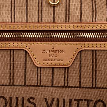 Louis Vuitton, väska, "My World Tour Neverfull MM", 2020.