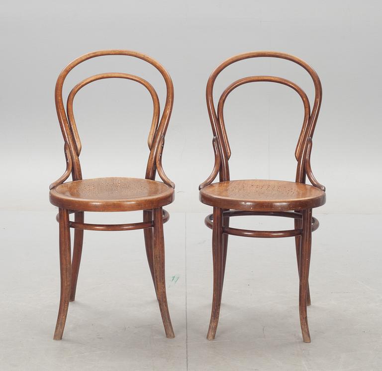 STOLAR, ett par, Thonet, 1900-talets första hälft.