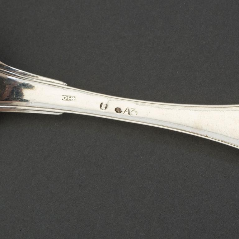 4 + 13 18th and 19th century silver spoons.