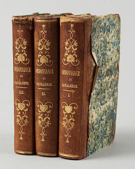 BOK, 3 vol, "Ordonnance sur l´exercise et les évolutions de la cavalerie..." Paris 1832.