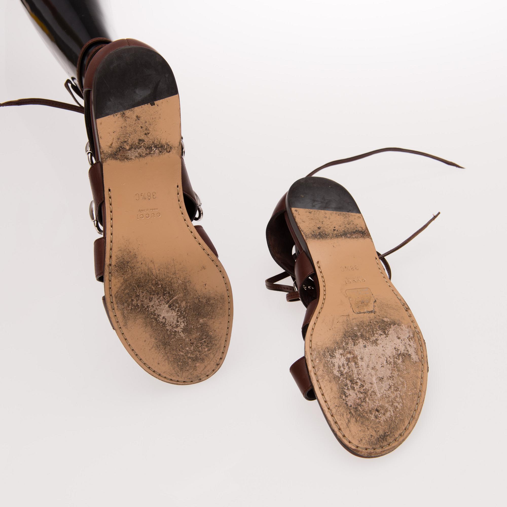 LEATHER GLADIATOR SANDALS.