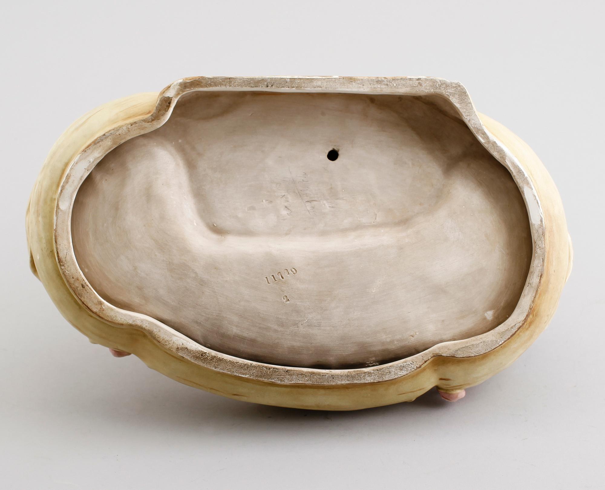 SKÅLFAT, porslin, 1900-talets första hälft.