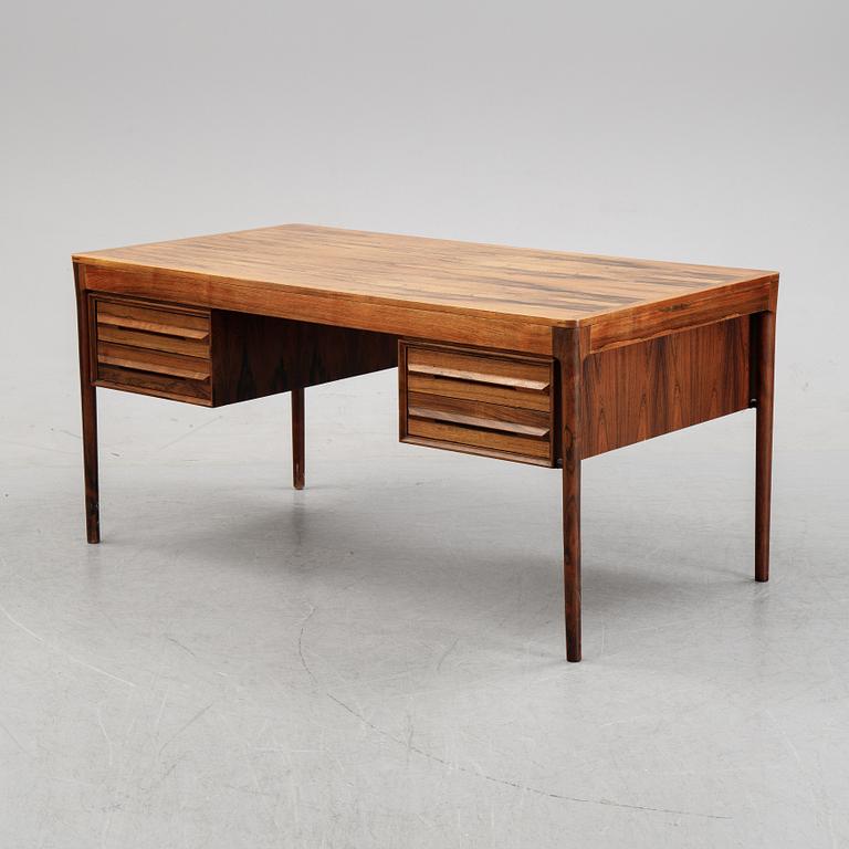 Torbjørn Afdal, A rosewood desk from Haug Snekkeri A/S, Bruksbo, Norway, 1960's.