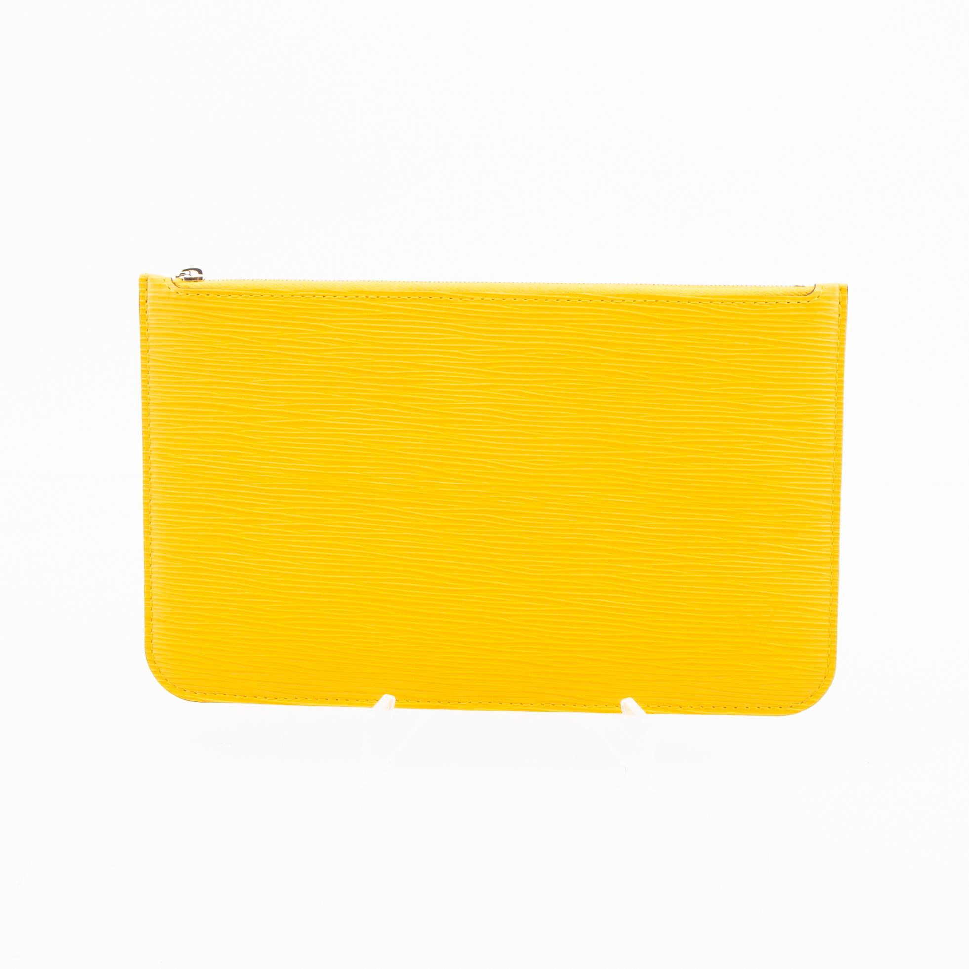 Louis Vuitton,