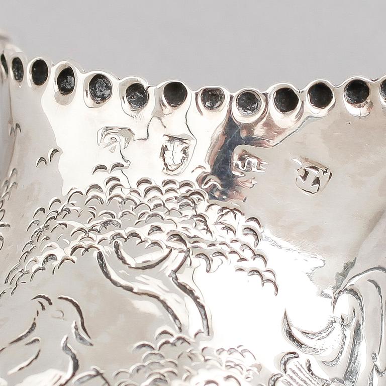 GRÄDDKANNA, silver, London 1776. Vikt ca 70 gram.
