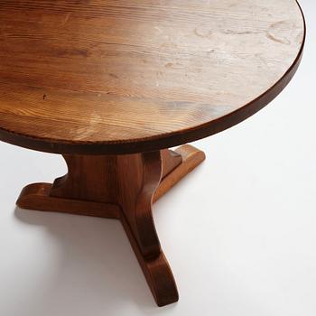 Nordiska Kompaniet, a stained pine circular top 'Lovö' table, ca 1941.
