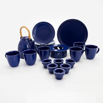 A 21 piece Swedish Höganäs ceramic service, late 20th century.