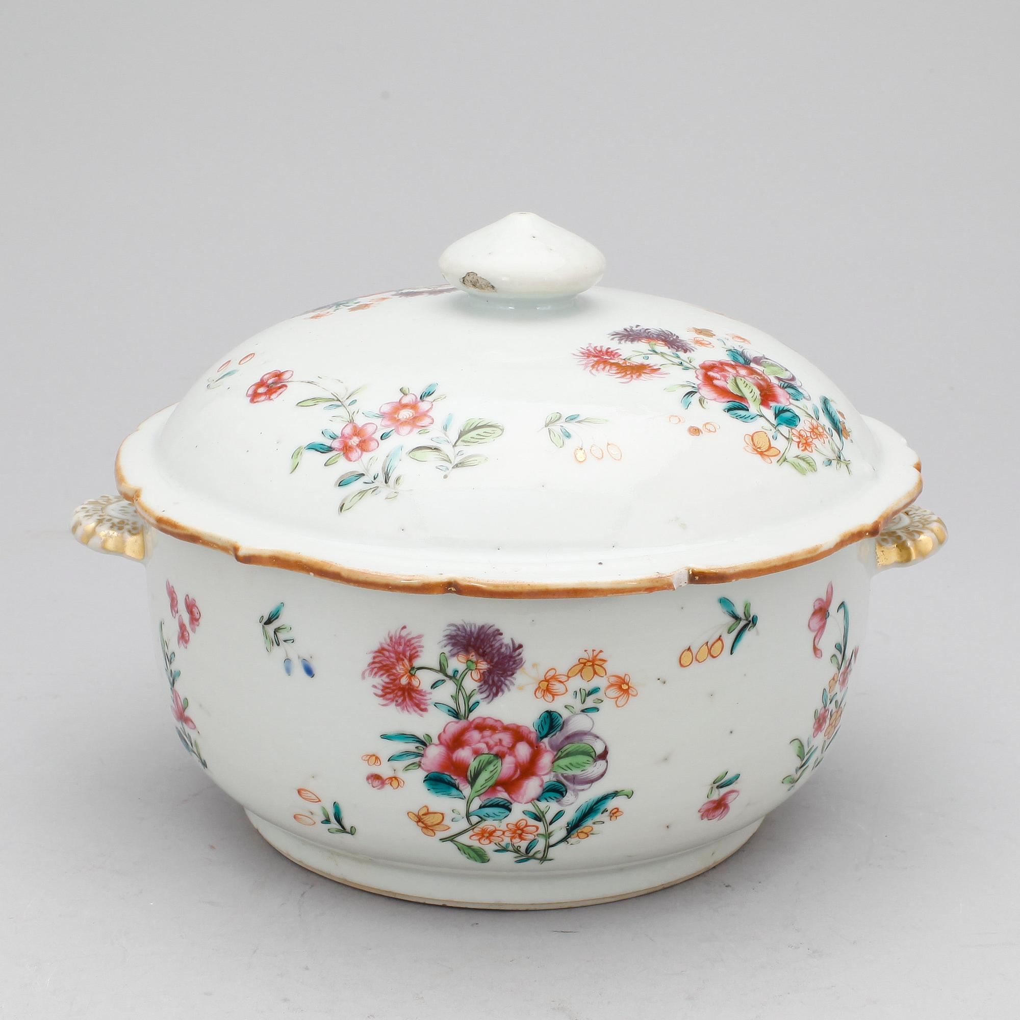 TERRIN med LOCK, porslin, Kina, Qianlong 1736-1795.