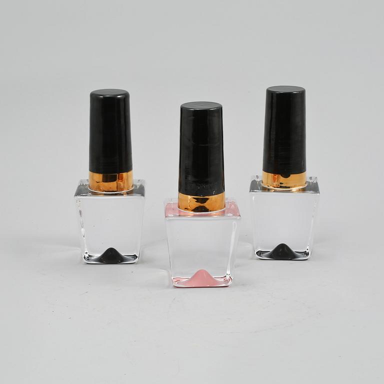 OBJEKT, glas, "Make up", Åsa Jungnelius, Kosta Boda, 3 st, 2000-tal.