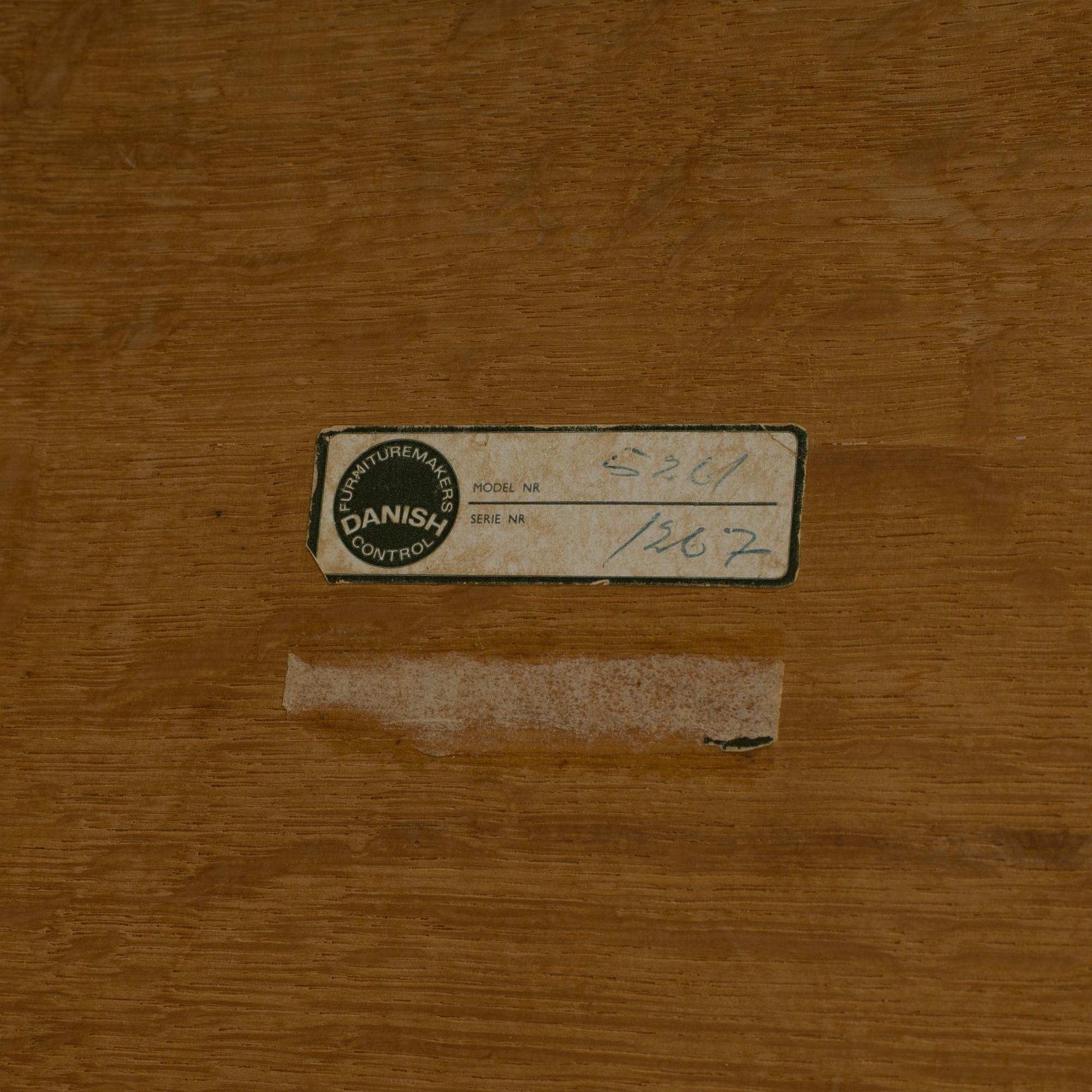 BØRGE MOGENSEN, soffbord, ek. Danmark.