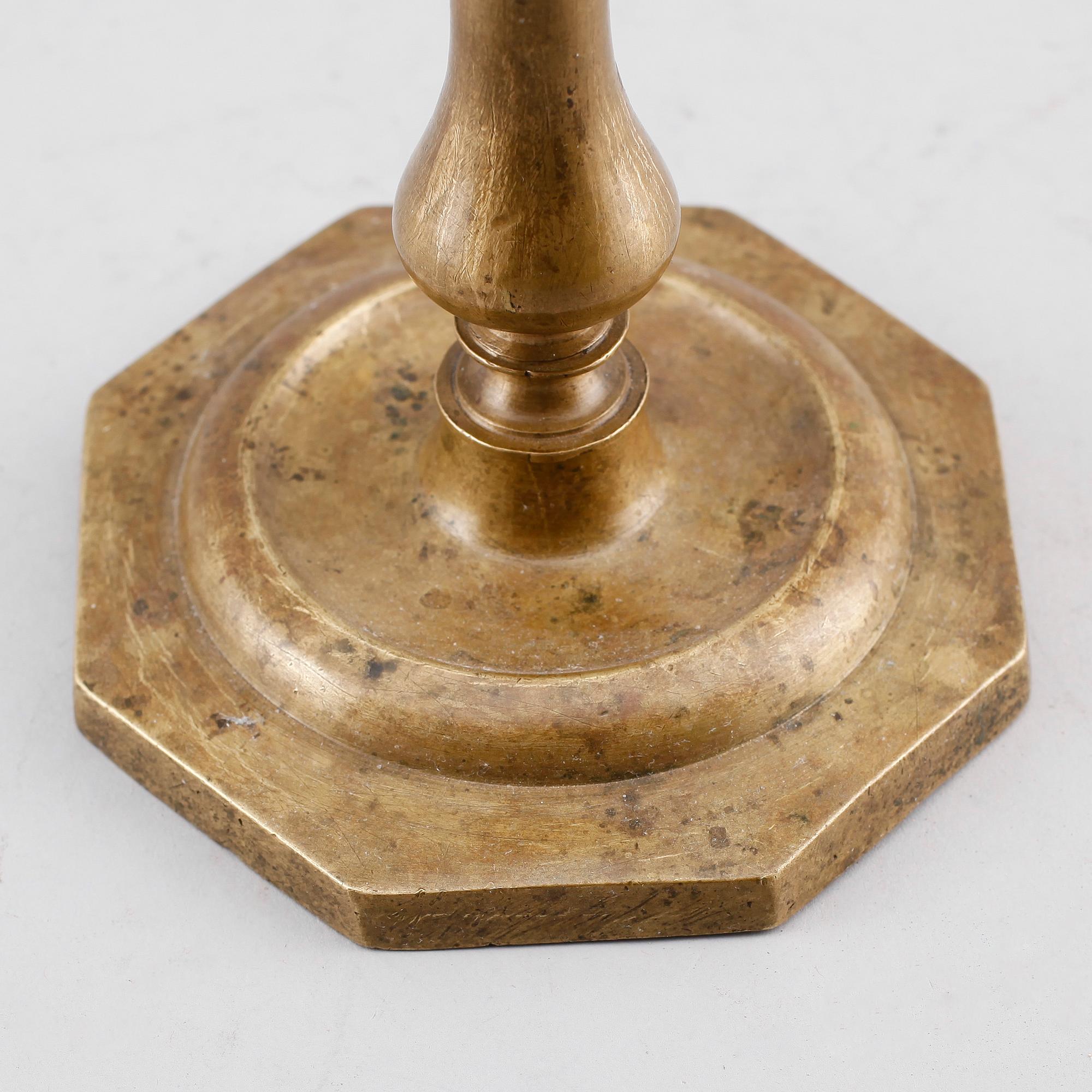 LJUSSTAKE, brons, 1700-talets början.