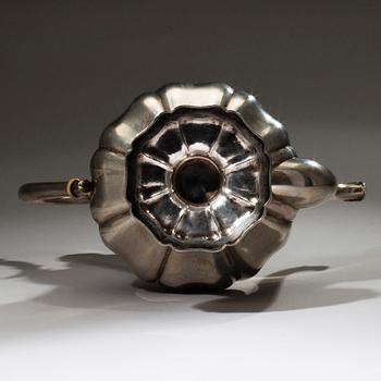 KAFFESERVIS, 3 delar, silver, Uusi Kultaseppä ab, Helsingfors 1929. Vikt 1495,7 g.