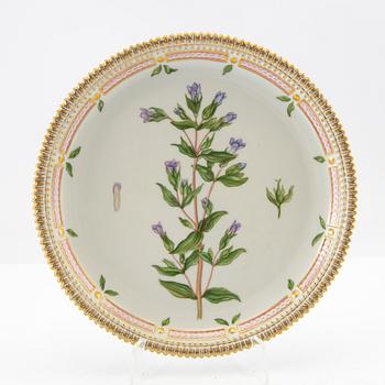 Cake stand "Flora Danica" Royal Copenhagen Denmark porcelain.