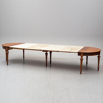 A DINING TABLE, second half of the 19th century. 5 painted leaves included.