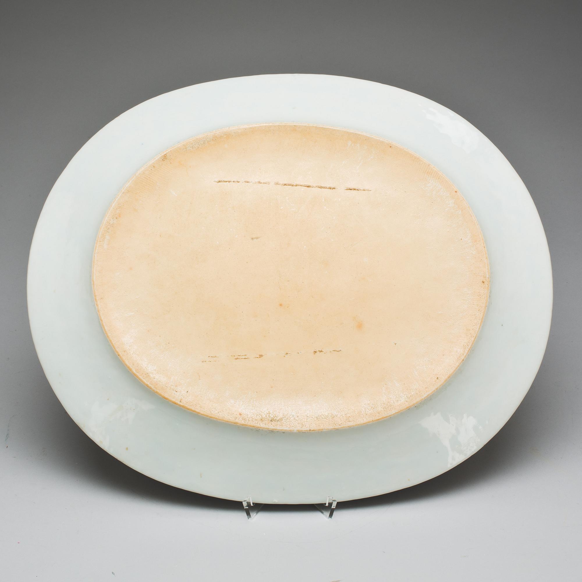 STEKFAT, porslin. Kina, Qianlong(1736-1795).