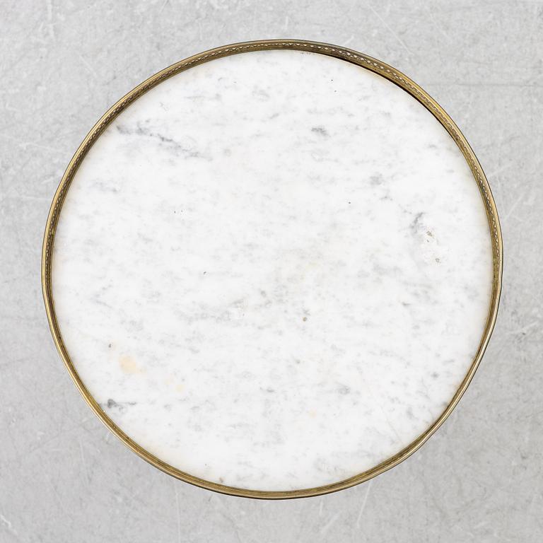 Sidobord,  Louis XVI-stil, omkring år 1900.