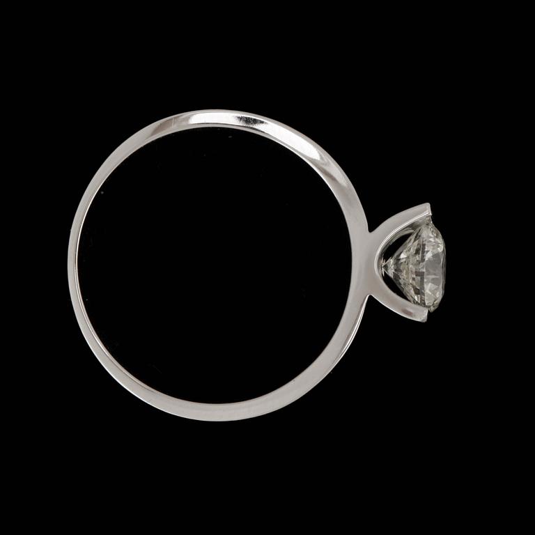 A diamond, circa 1.02 cts, ring. Quality Lty/SI.