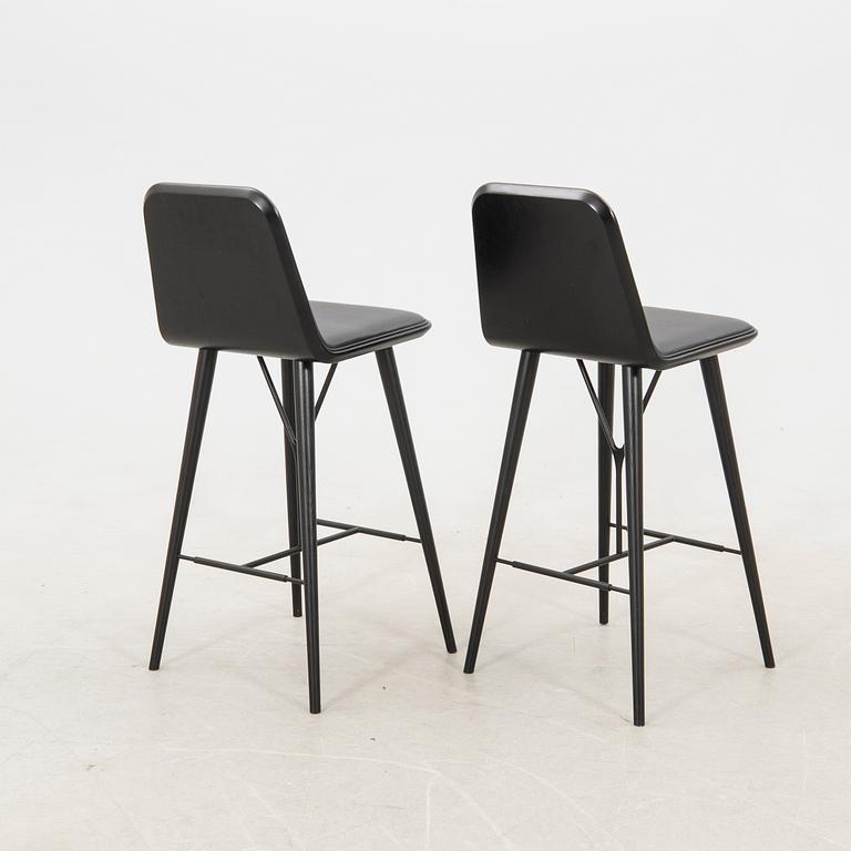 Space Copenhagen bar stools 1 pair "Spine Wood Base" for Fredericia furniture Denmark 2000s.