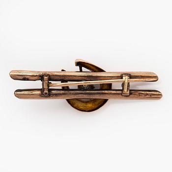 Brosch, cabochonslipad turkos, små pärlor,  14K (56) guld, Ryssland.