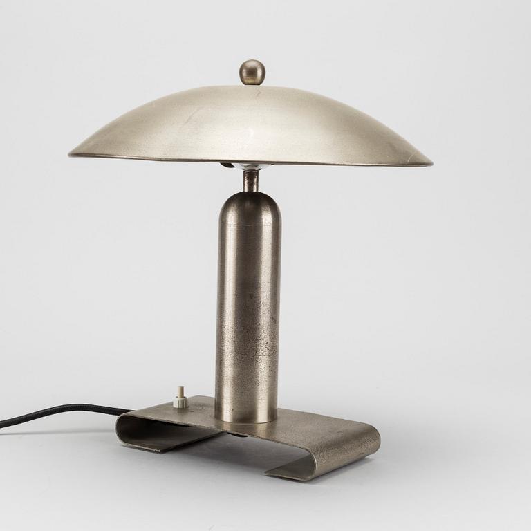 A 1940's table lamp.