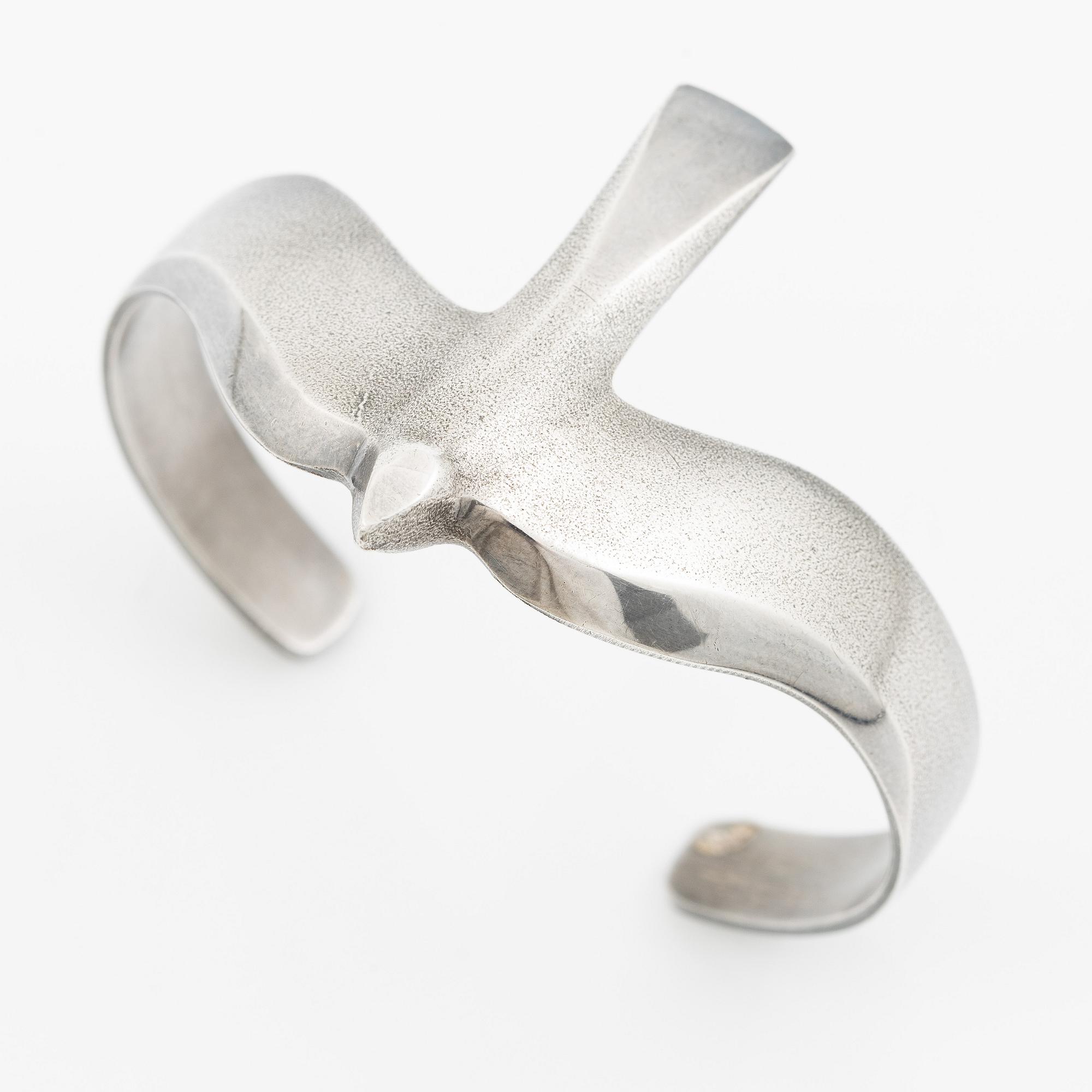 Bracelet in the form of a swallow, sterling silver, Lapponia, Finland 1978.