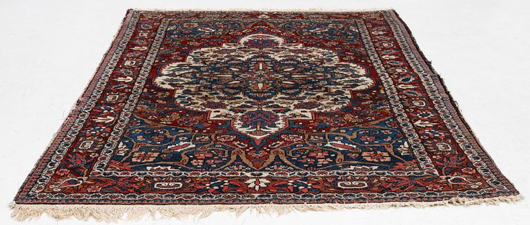 Carpet, approx. 222 x 150 cm.