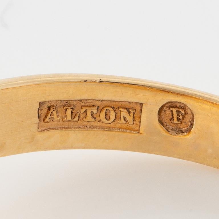 Ring, Alton, 18K gold with rubies and white stones.
