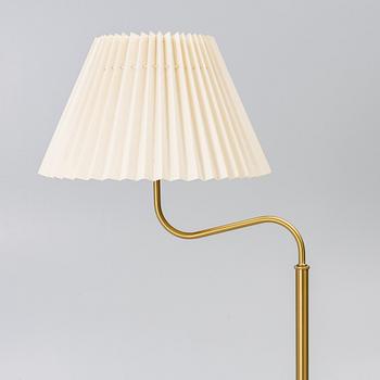 Josef Frank, floor lamp, model G2568, "Little Camel", Svenskt Tenn.