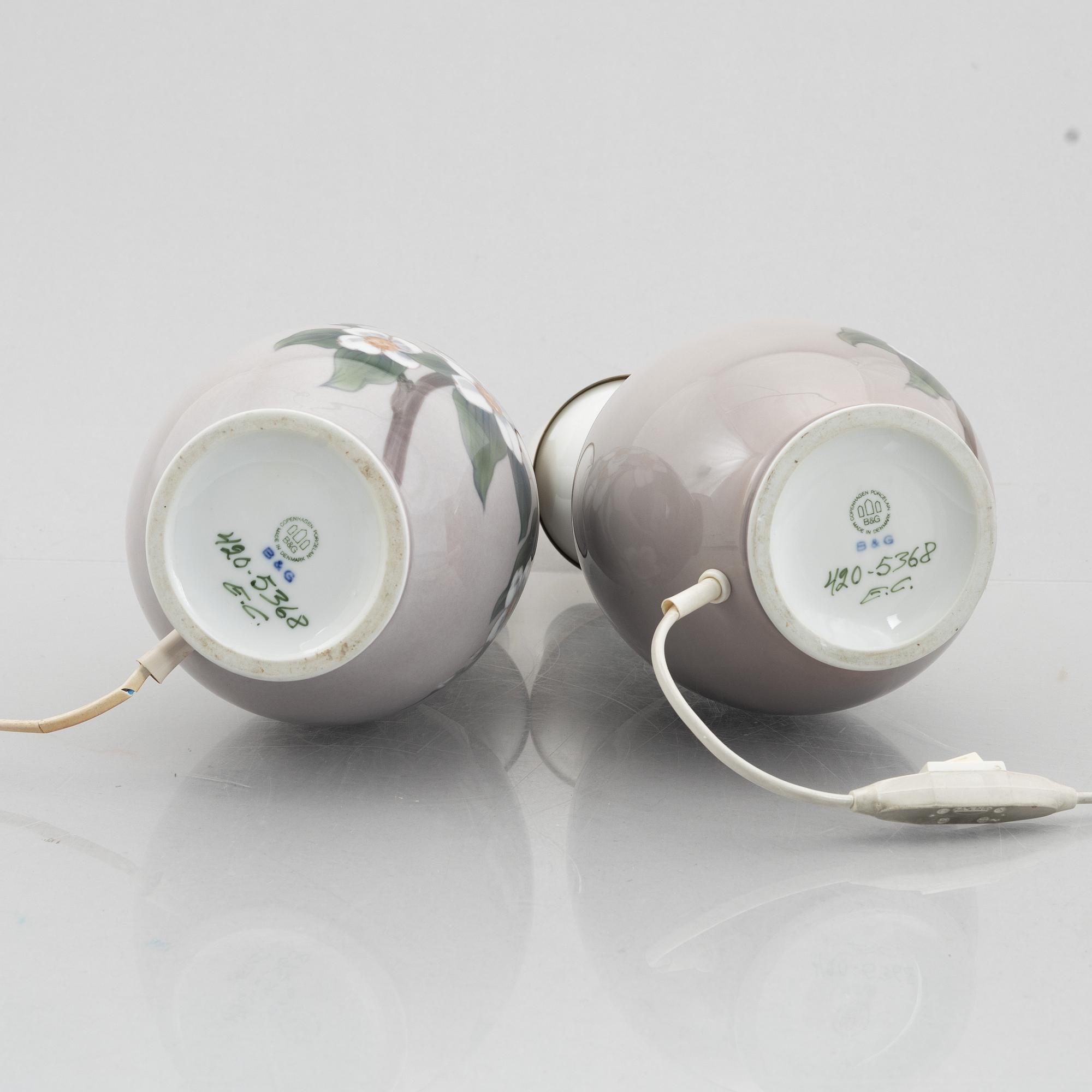 A pair of porcelain table lamps, Bing & Grøndahl, Denmark, after 1970.