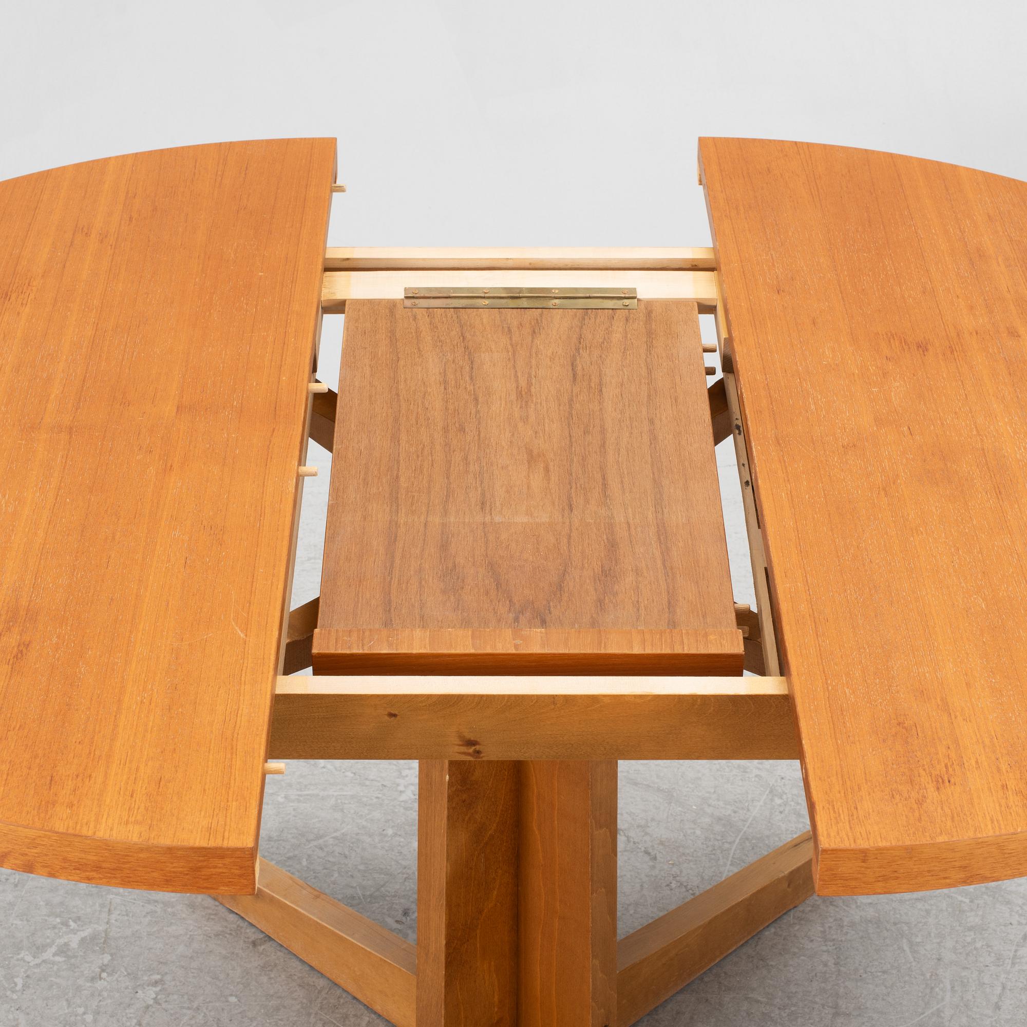 A dining table, second half of the 20th century.