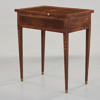 A Gustavian late 18th century poudreuse by Lorentz Hallmén, master 1777.