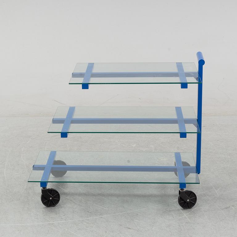 Josef Frank, tevagn, modell 691, för Firma Svenskt Tenn.