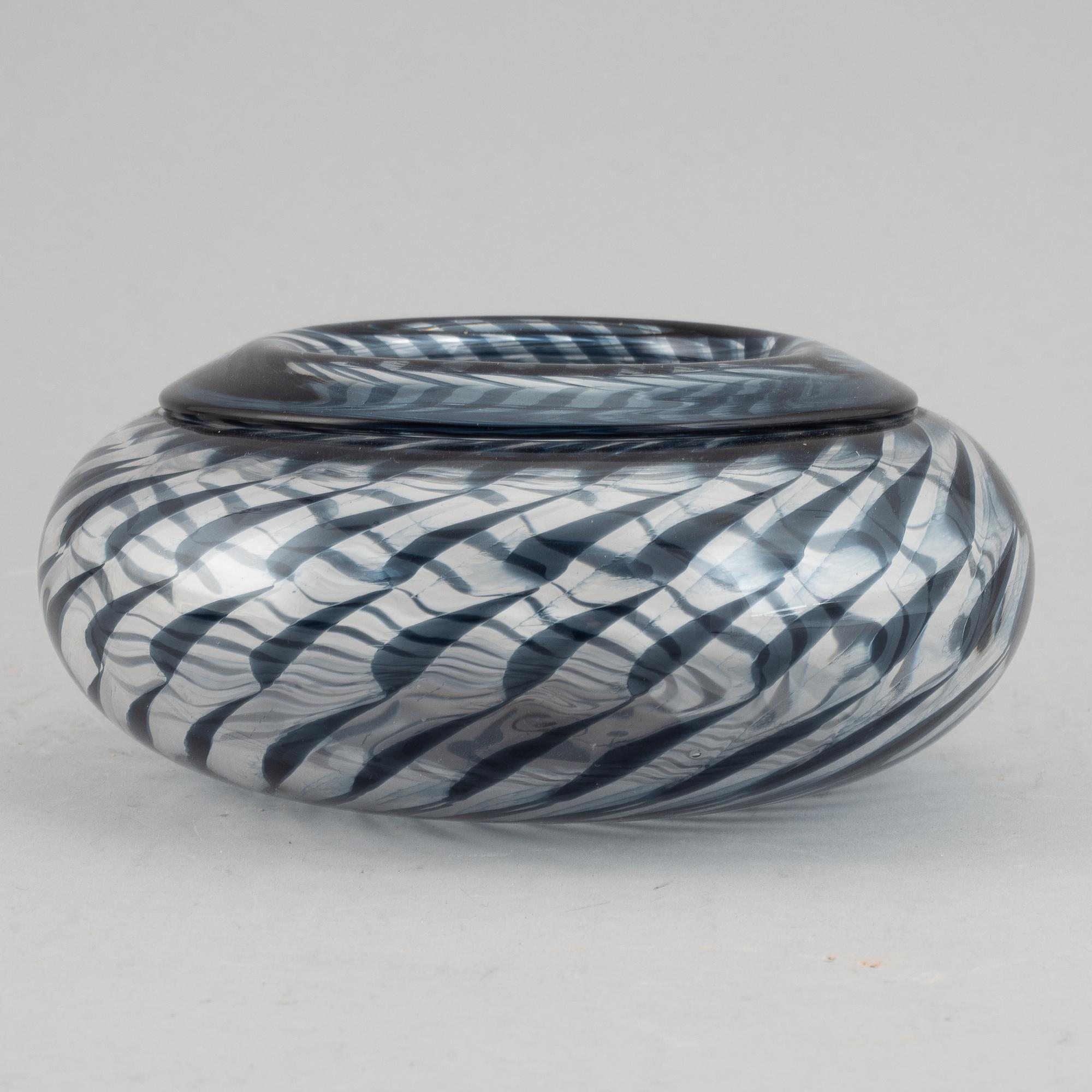 Ingeborg Lundin, skål/vas, glas, Orrefors 1966.