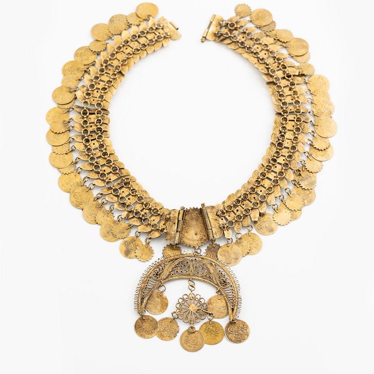 An Ottoman gold Necklace Turkey, 19th century.