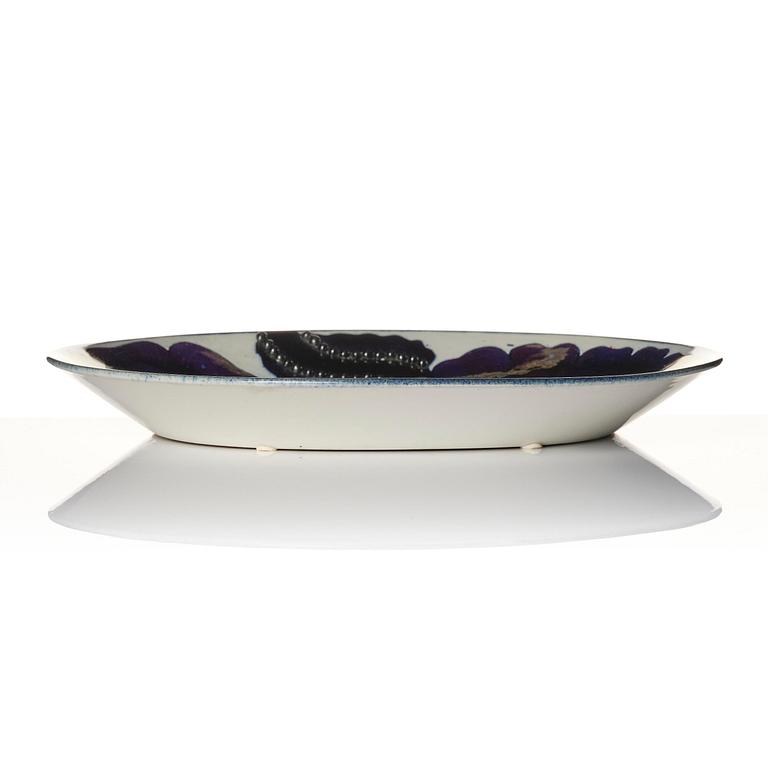 Birger Kaipiainen, a decorative ceramic dish, Arabia, Finland.