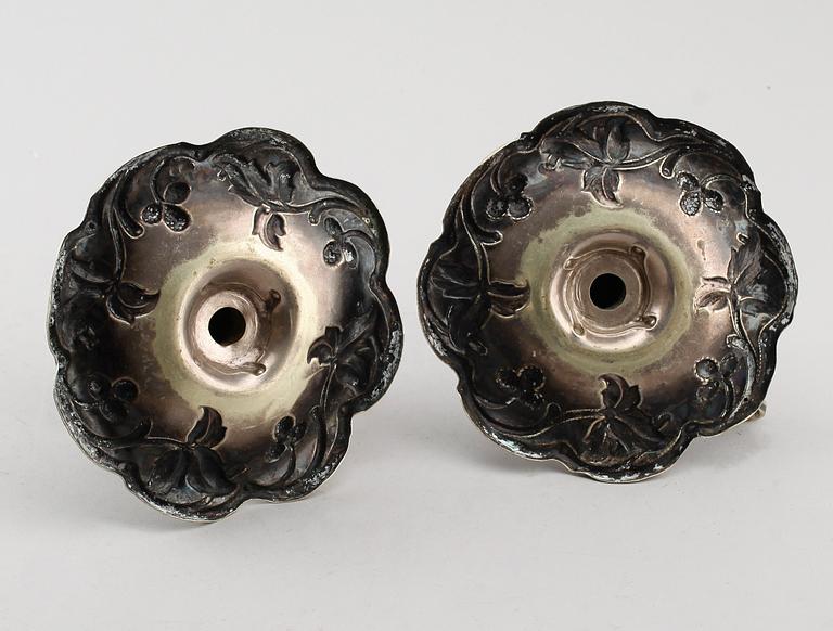 NATTLJUSSTAKAR, 1 par, nysilver, 1800-talets andra hälft.
