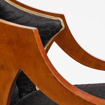 Karmstolar, ett par, Stockholmsarbeten 1800-talets första hälft, Empire.