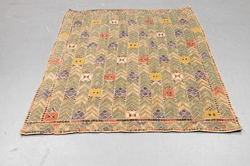 Märta Måås-Fjetterström, a drape, "Rågen", flat weave, ca 215 x 153 cm, signed MMF.