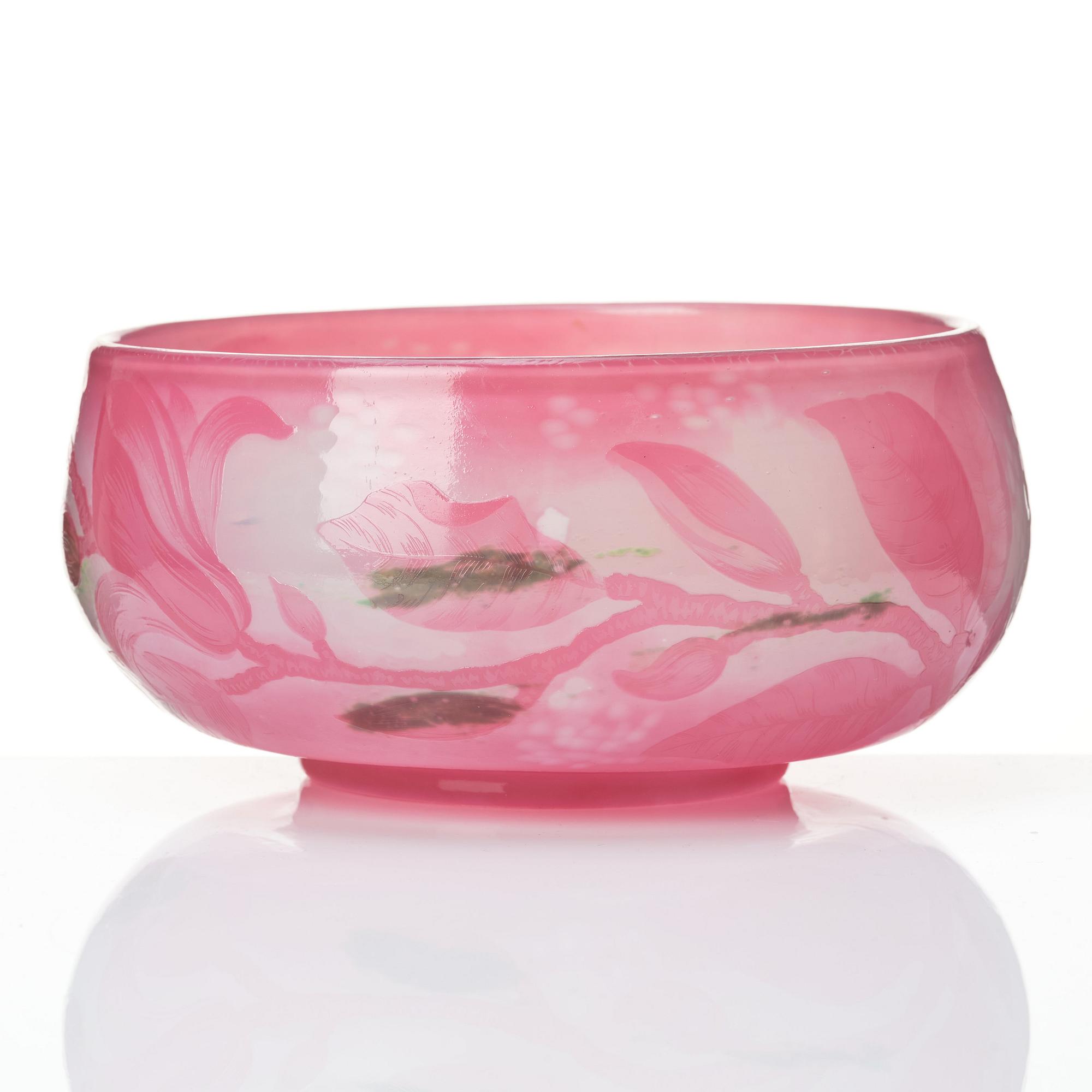 Emile Gallé, a 'firepolished' Art Nouveau glass bowl, Cristallerie de Nancy, France ca 1900.