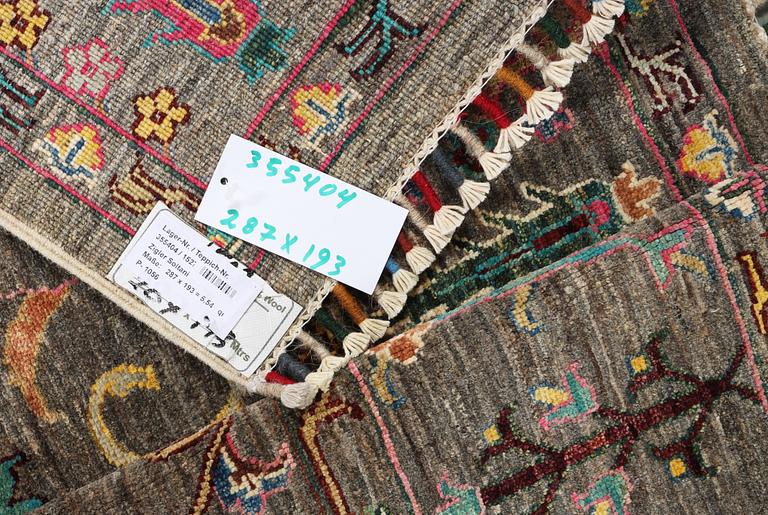 A Ziegler Ariana carpet, c. 287 x 193 cm.