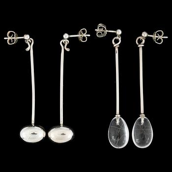 Vivianna Torun Bülow-Hübe · ÖRHÄNGEN, 2 par, silver och bergkristall, Torun Bülow-Hube, Georg Jensen, Danmark.