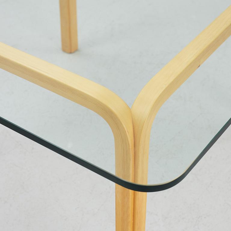 Alvar aalto,  model y805B table, Artek, Finland.