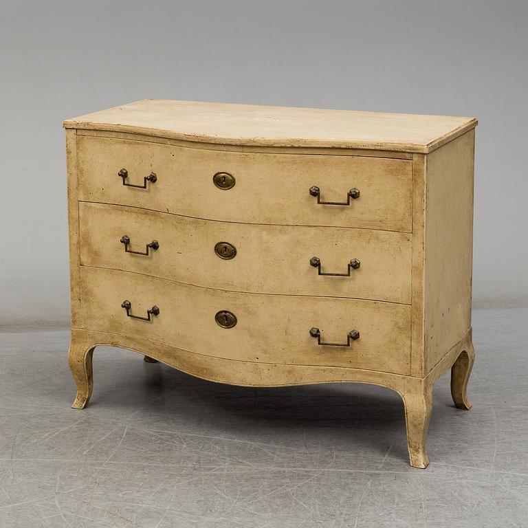 A Rococo style chest of drawers, first half of the 20th century.